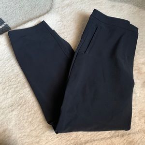 Lululemon on the move pants